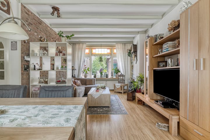 Foto 8 van Emmastraat 7