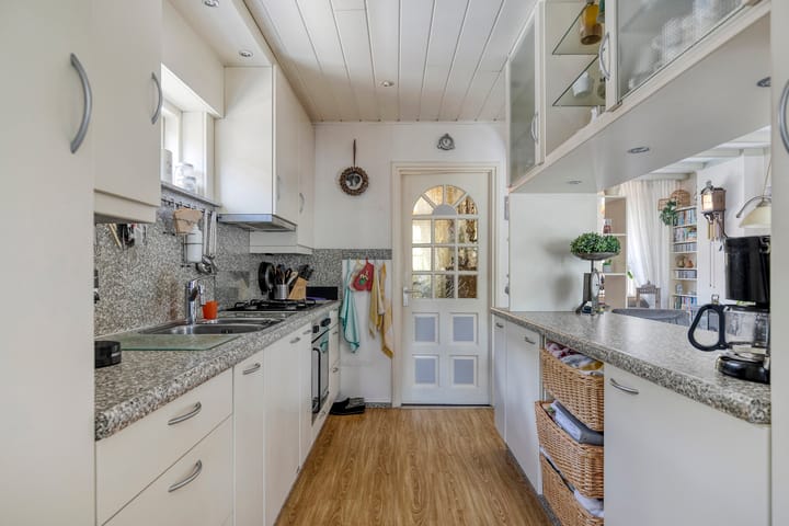 Foto 15 van Emmastraat 7