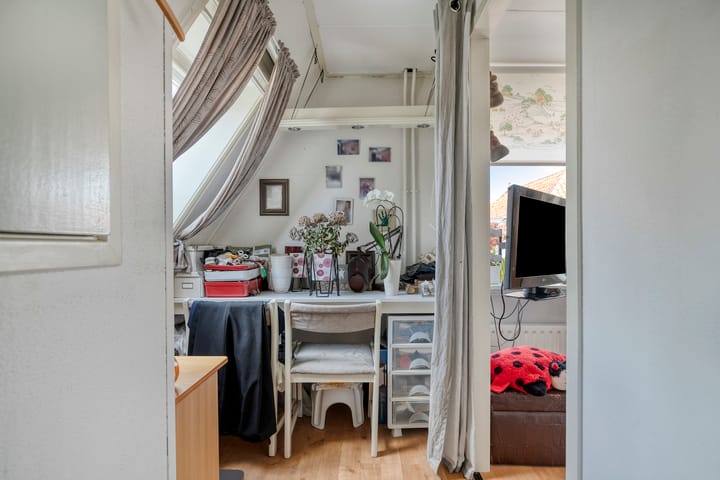 Foto 24 van Emmastraat 7