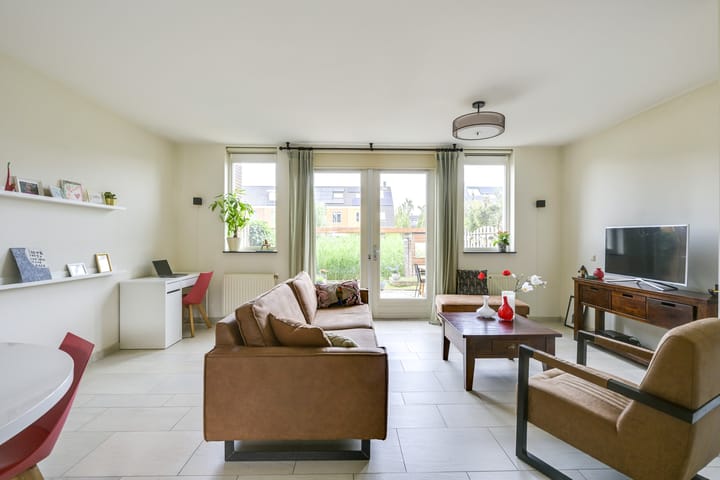 Foto 8 van Kanaalmuur 7