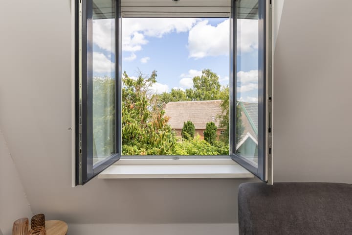 Foto 11 van Benedeneind NZ 478-E