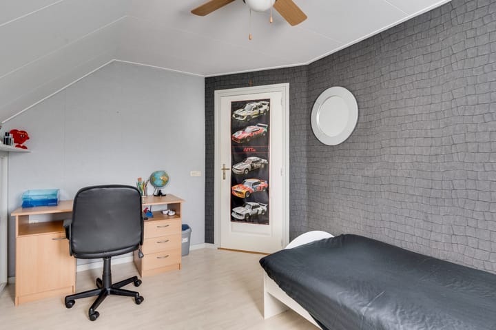 Foto 32 van Coolenstraat 42