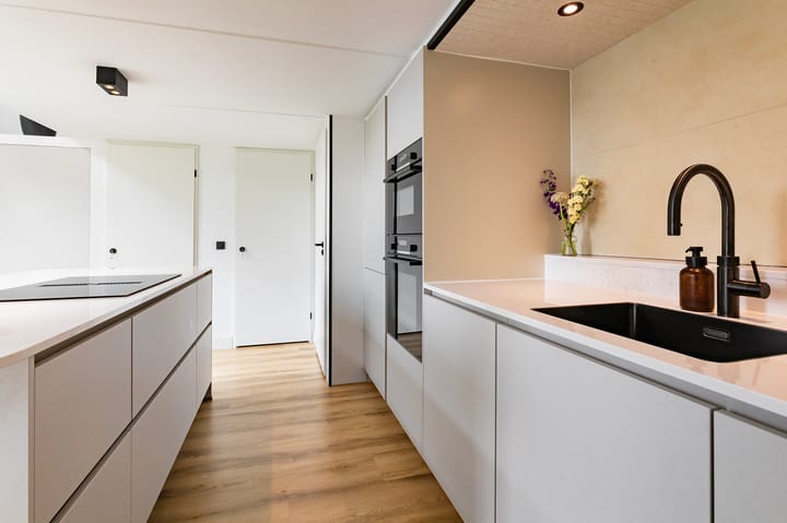 Foto 13 van Nydia Ecurystraat 83