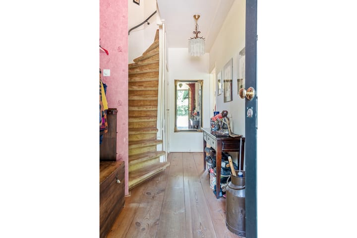 Foto 12 van Juliana van Stolberglaan 56