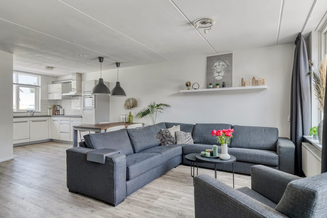 Foto 2 van Weegbree 4