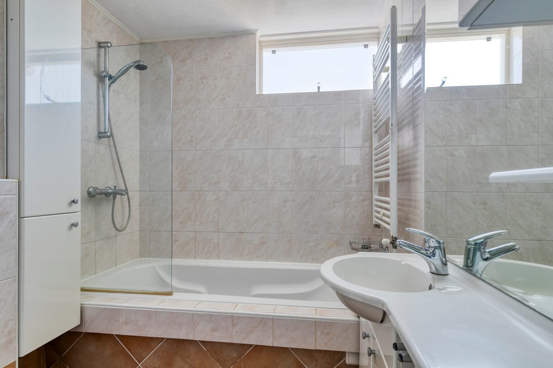 Foto 16 van Weegbree 4