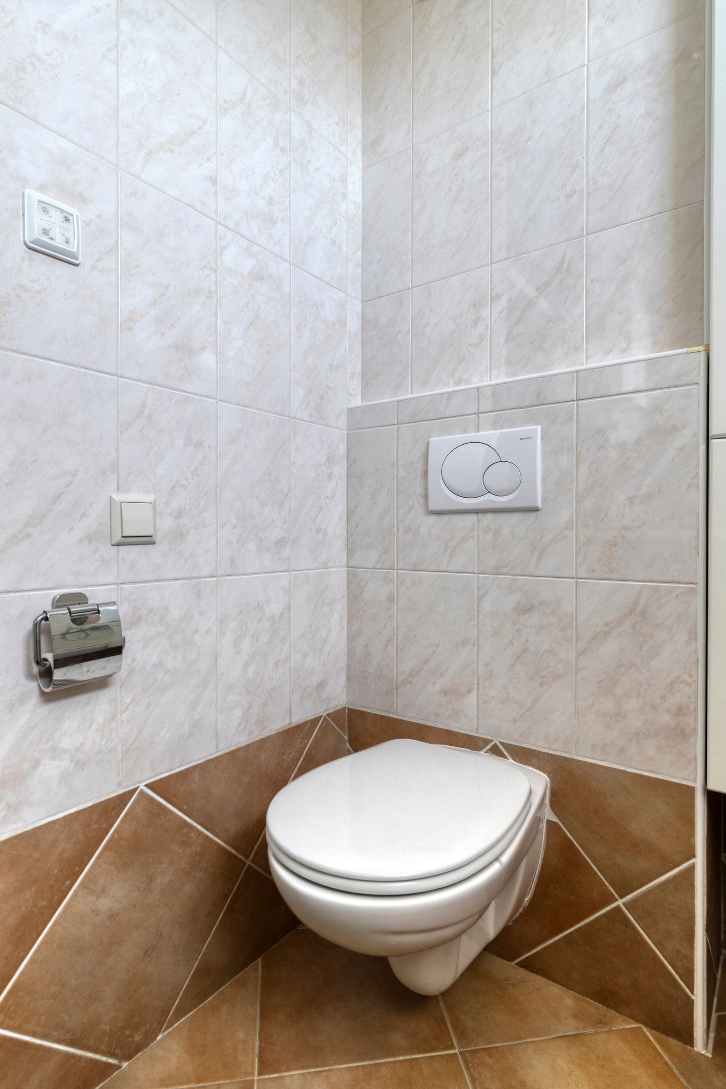 Foto 18 van Weegbree 4