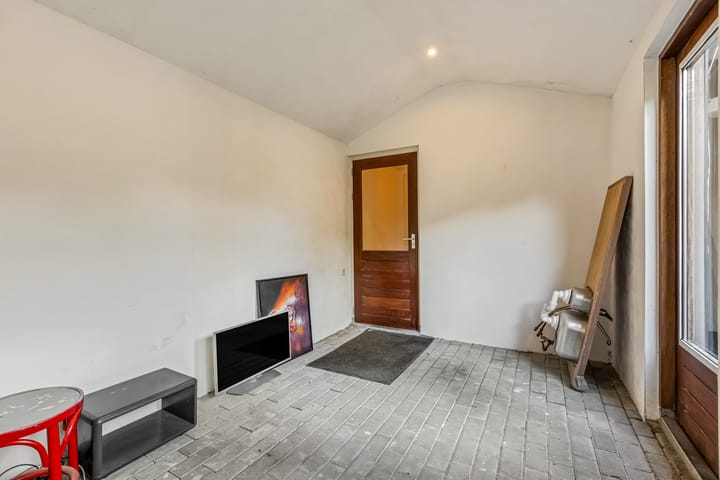 Foto 15 van Postweg 5