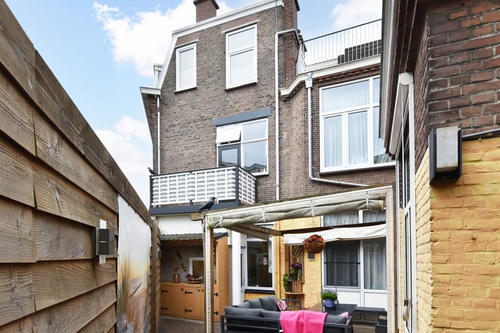 Foto 42 van Jan van Houtstraat 96