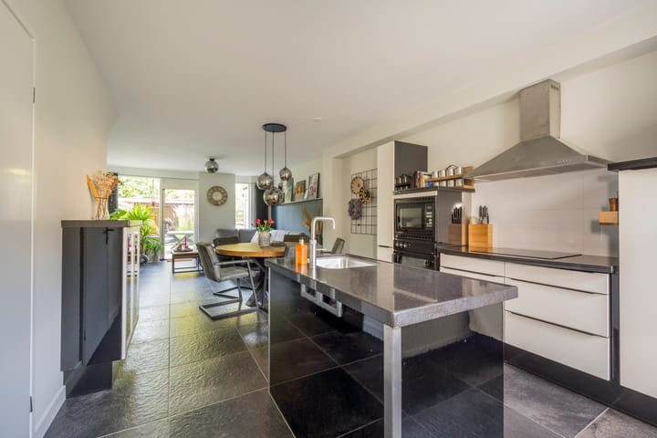 Foto 7 van Van Zuijlenstraat 77