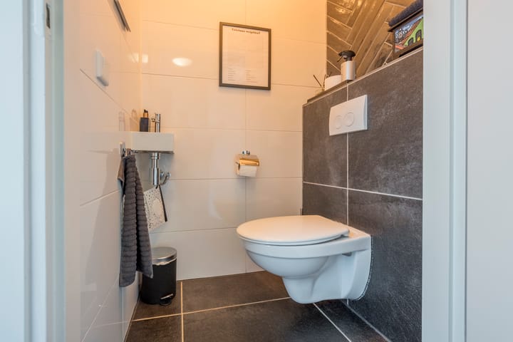 Foto 8 van Van Zuijlenstraat 77