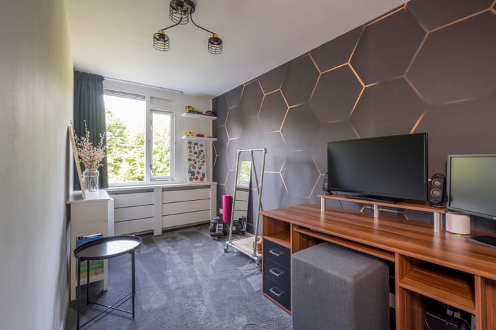 Foto 15 van Van Zuijlenstraat 77