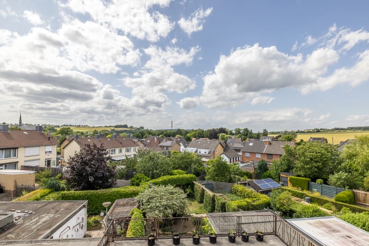 Photo 18 of Kardinaal van Rossumstraat 12