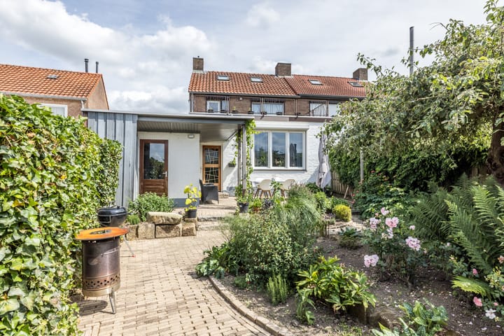 Photo 26 of Kardinaal van Rossumstraat 12