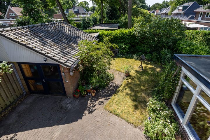 Foto 18 van van Heeckerenlaan 7