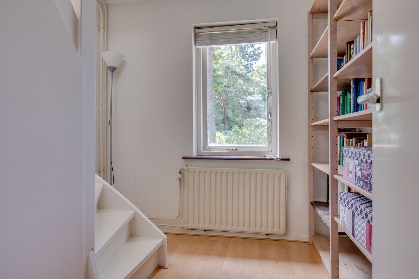 Foto 19 van van Heeckerenlaan 7