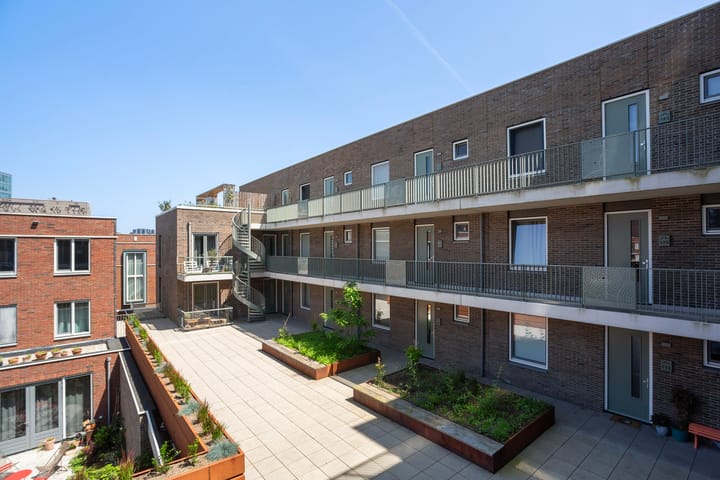 Foto 4 van Roentgenstraat 123