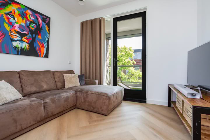 Foto 7 van Roentgenstraat 123