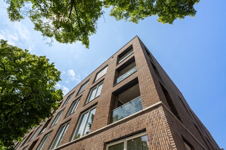 Foto 26 van Roentgenstraat 123