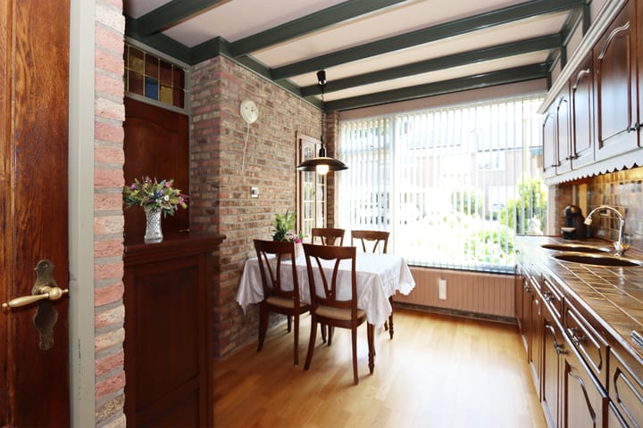 Foto 15 van van Ostadeweg 8