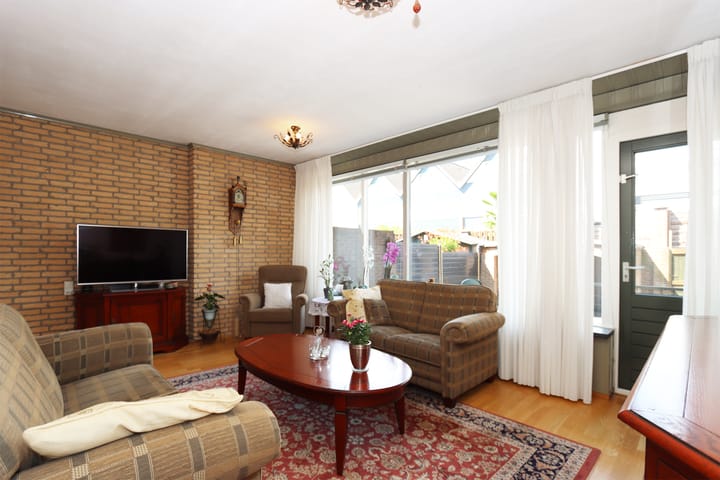 Foto 18 van van Ostadeweg 8