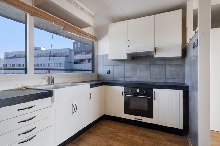 Photo 25 of Weena 979