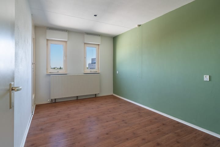 Photo 29 of Weena 979