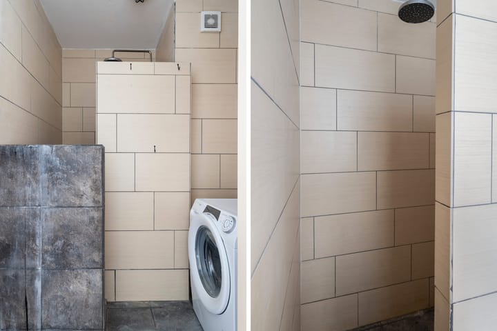 Photo 39 of Weena 979