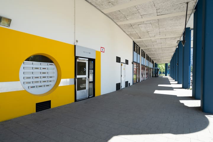 Photo 49 of Weena 979