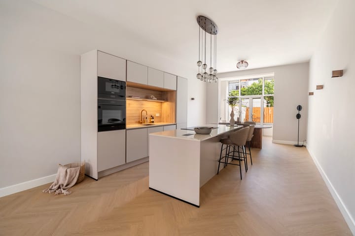 Foto 13 van Van Kinsbergenstraat 123