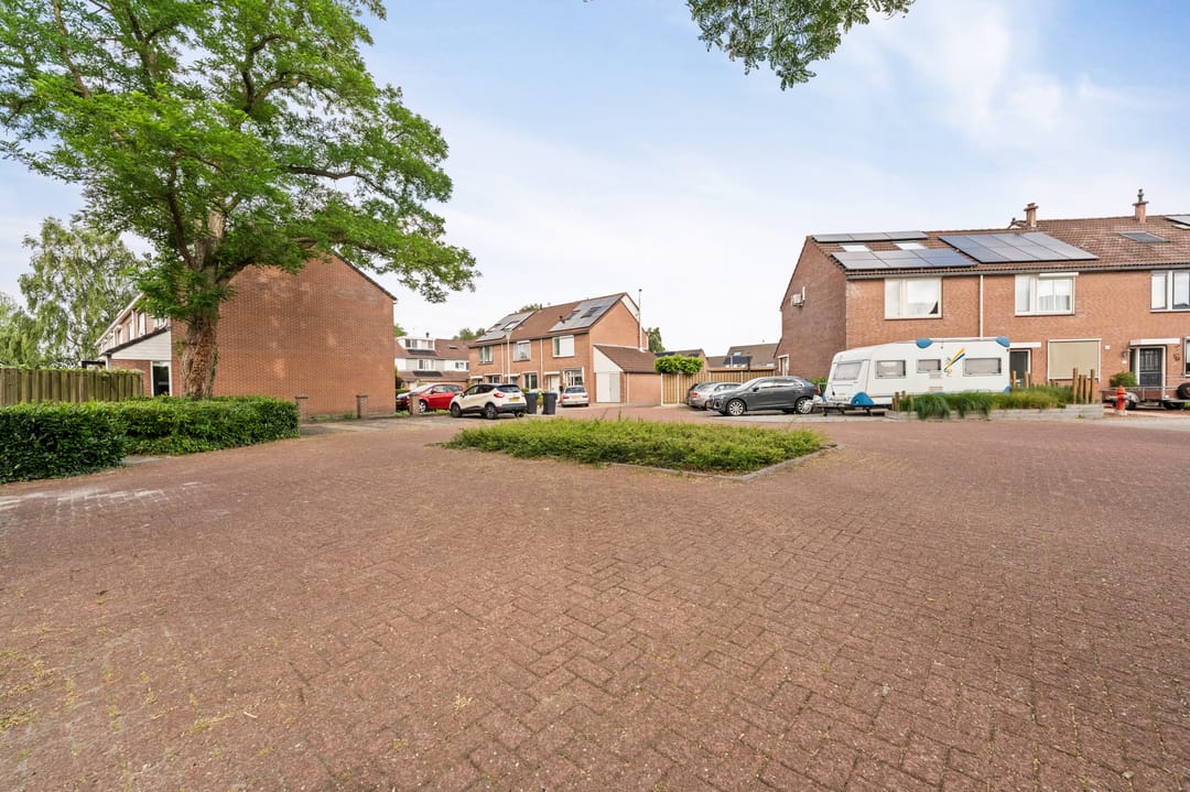 Photo 56 of Watersnip 60