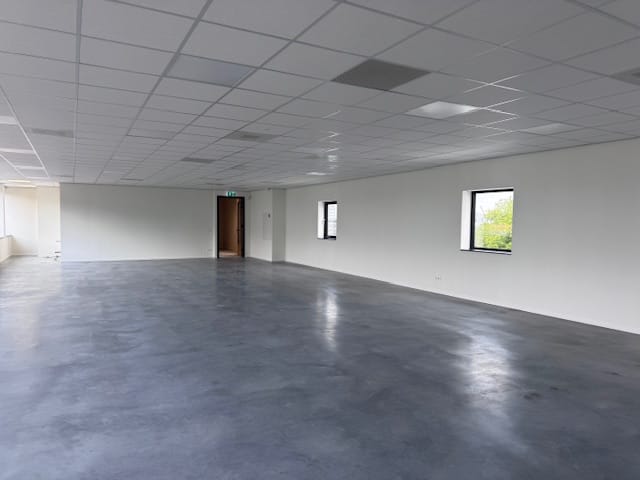 View photo 2 of Kommiezenlaan 30