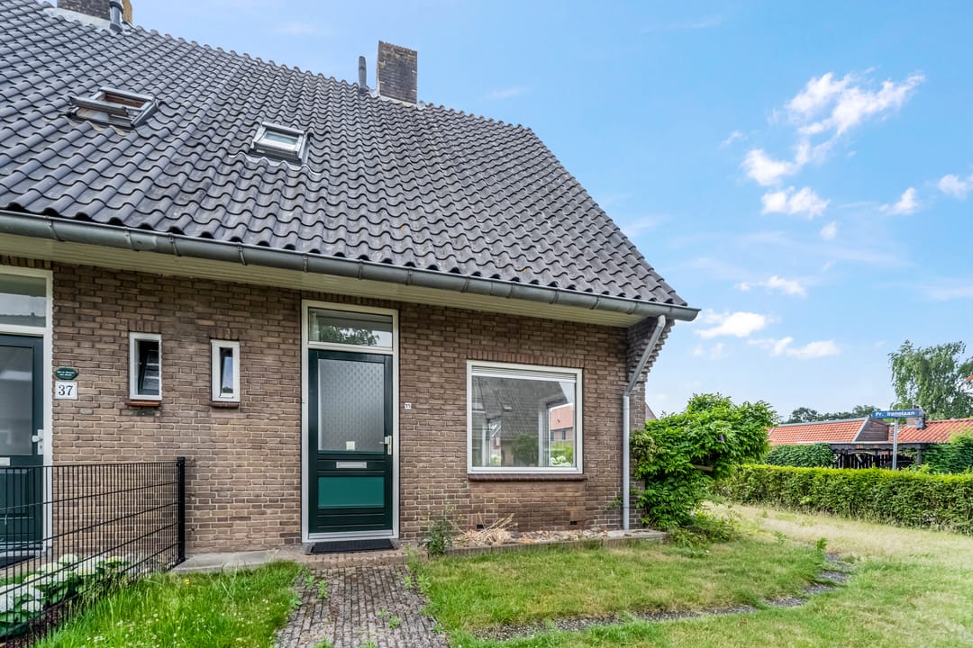 Foto 32 van Prins Bernhardlaan 35