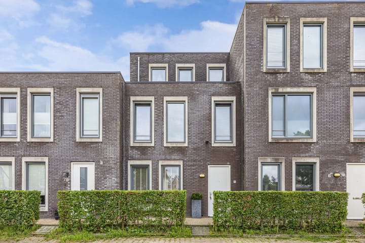 Foto 5 van Smaragd 76