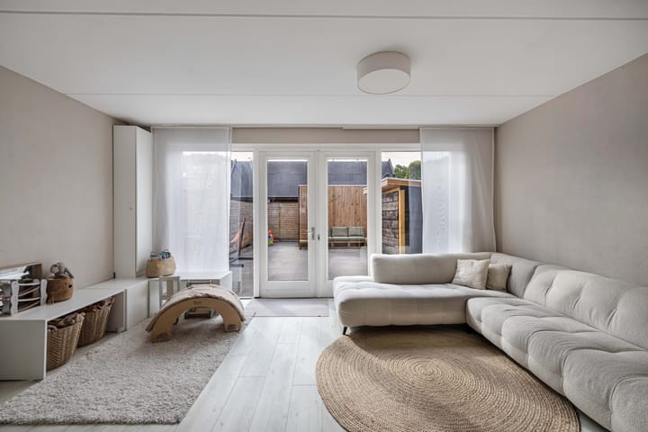 Foto 10 van Smaragd 76