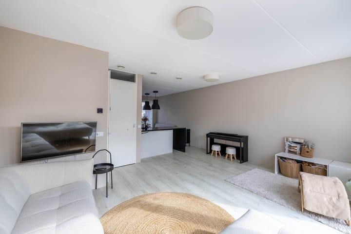 Foto 11 van Smaragd 76