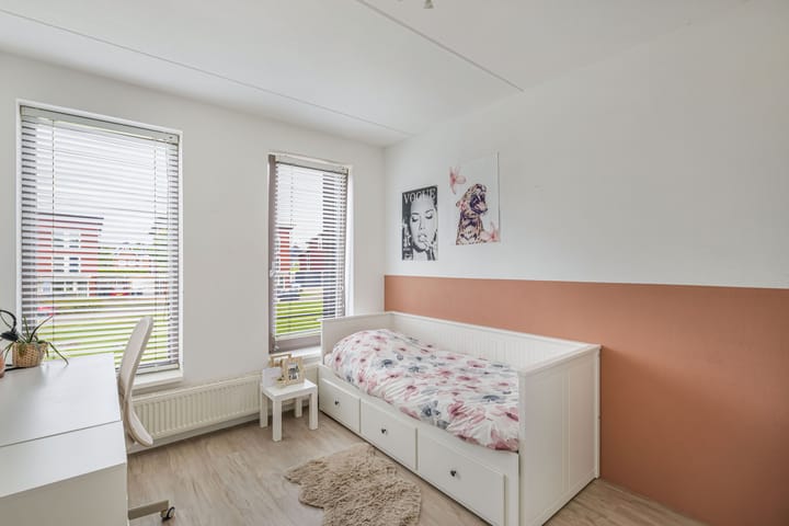 Foto 17 van Smaragd 76