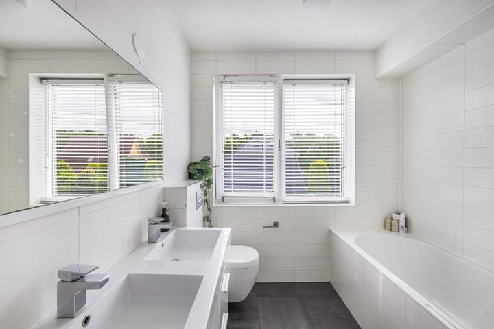 Foto 22 van Smaragd 76