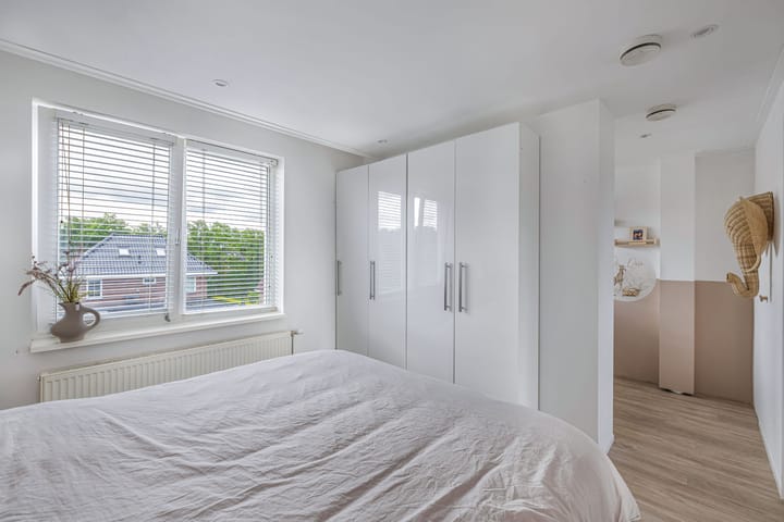 Foto 27 van Smaragd 76