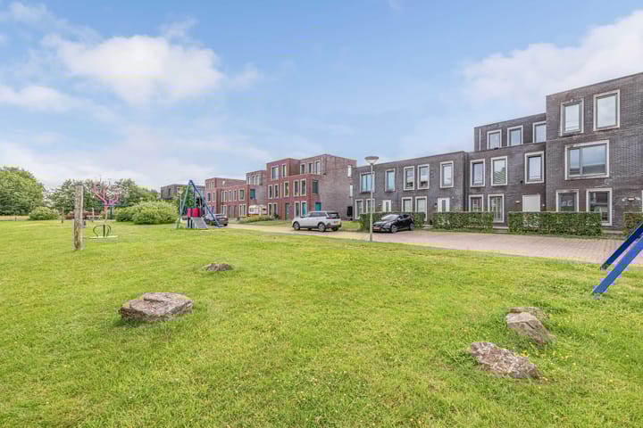 Foto 35 van Smaragd 76