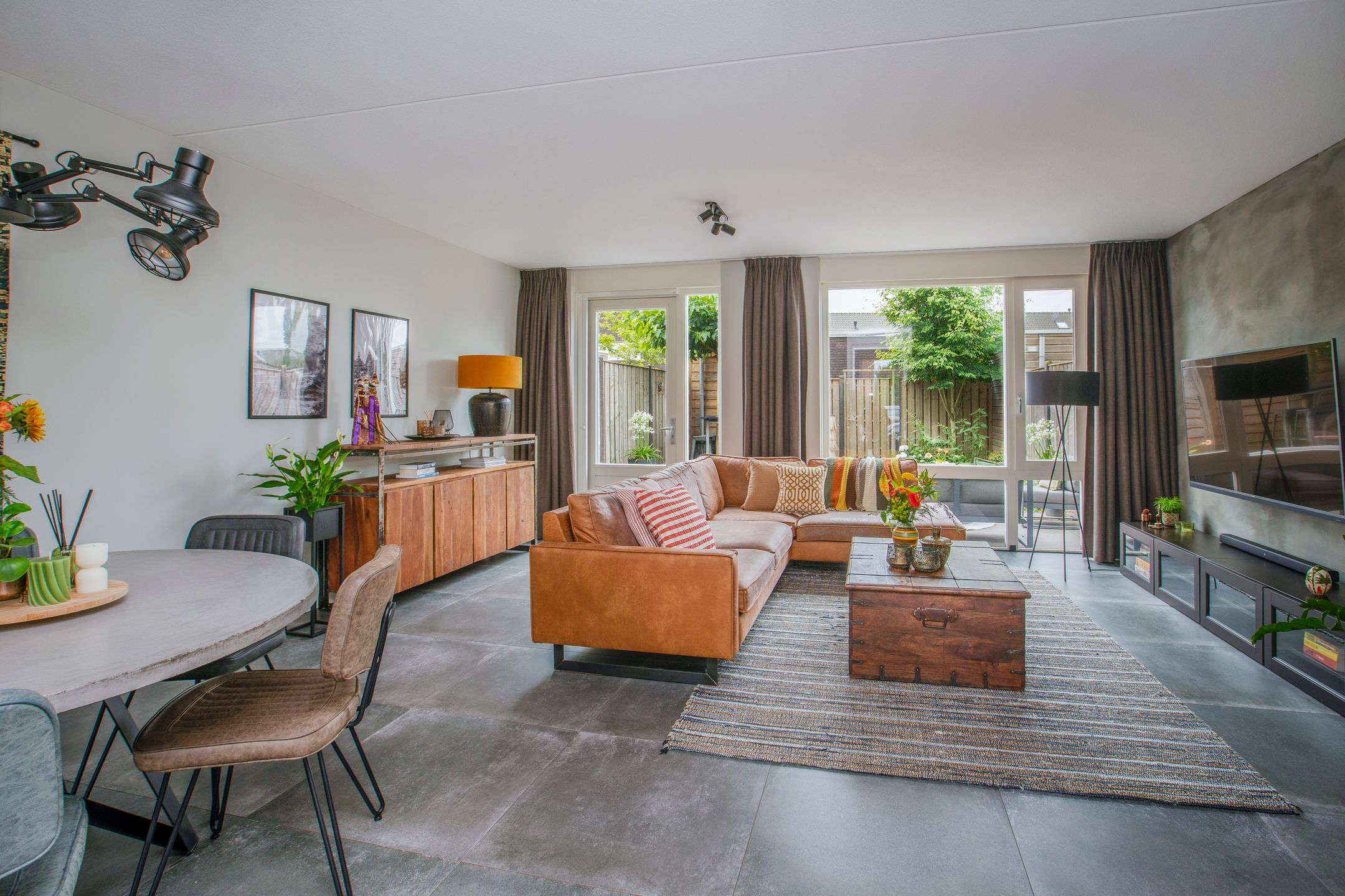 Foto 3 van Schoenmaker 19