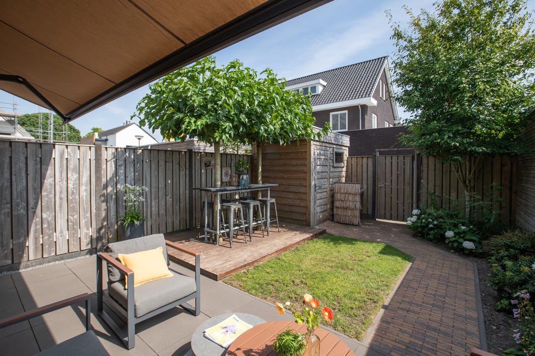 Foto 16 van Schoenmaker 19