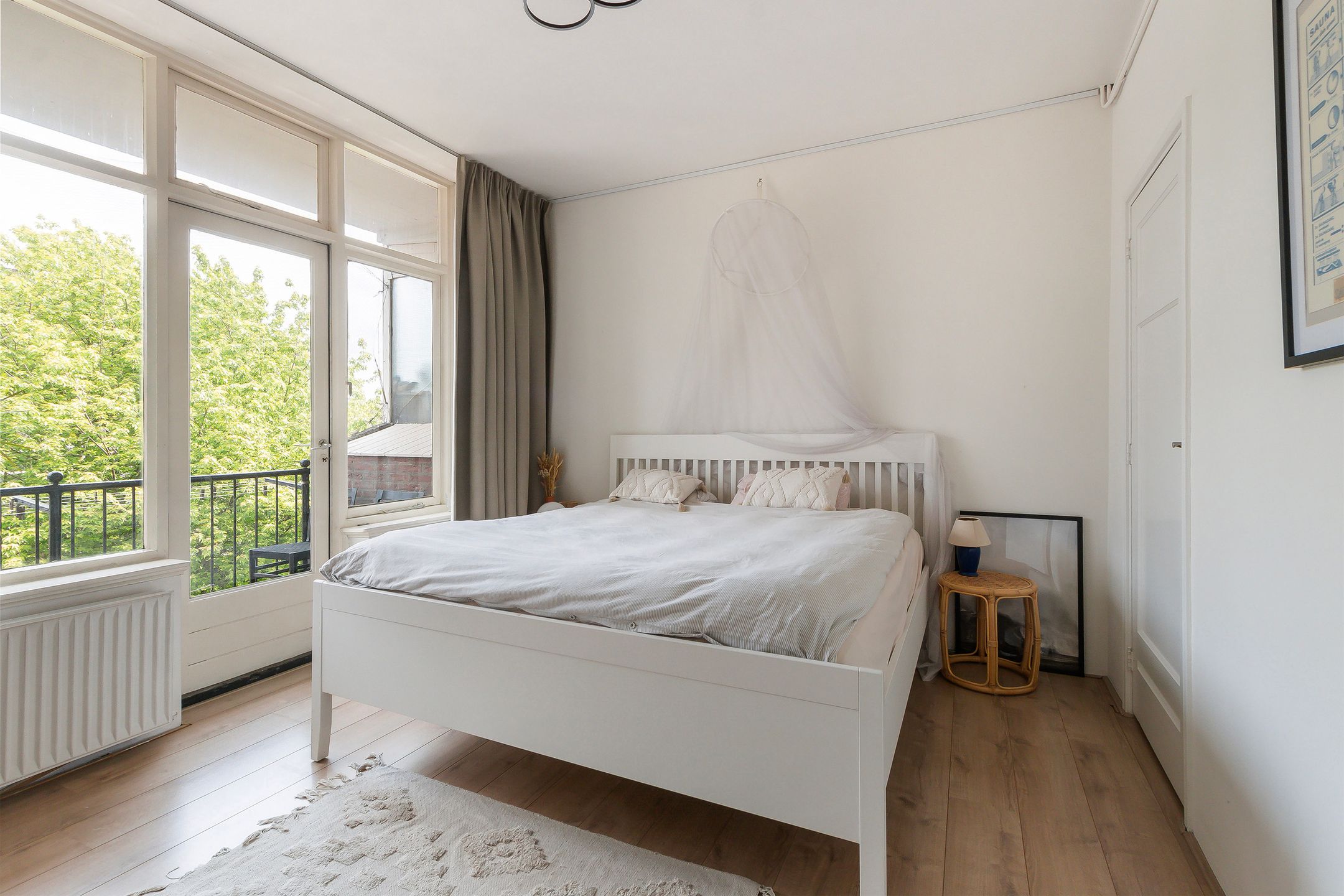 Photo 18 of Jonker Fransstraat 96-D