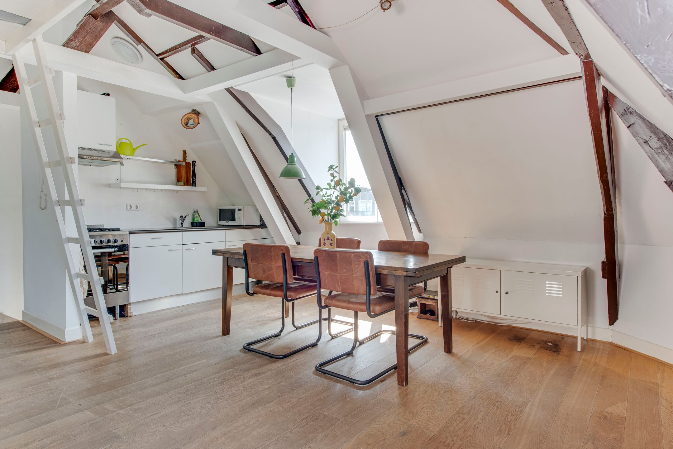 Foto 12 van Eerste Van Swindenstraat 373-G