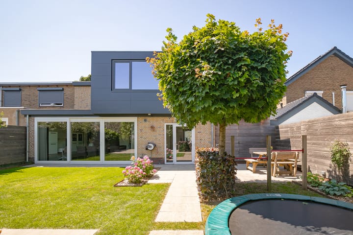 Foto 28 van Mevrouw van der Meijstraat 11