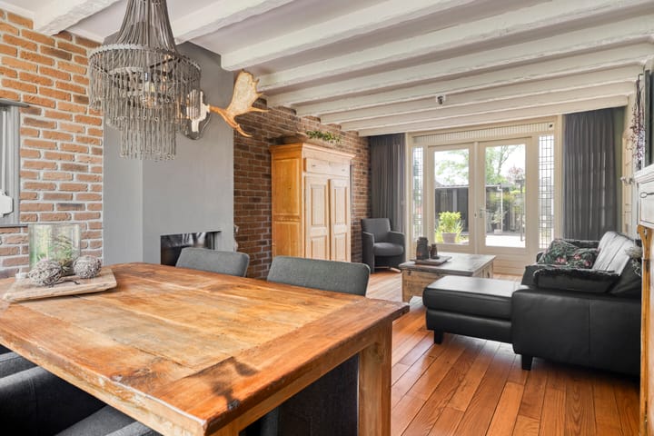 Photo 9 of Oudlandstraat 2