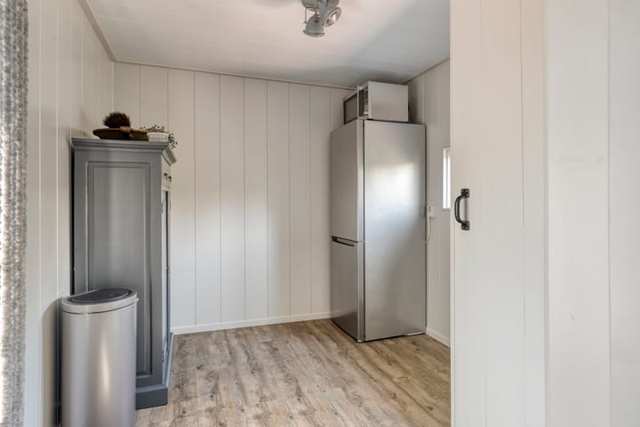 Photo 13 of Oudlandstraat 2