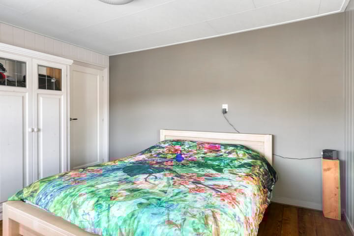 Photo 19 of Oudlandstraat 2