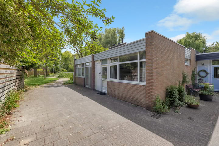 Foto 2 van Winkelwaard 422