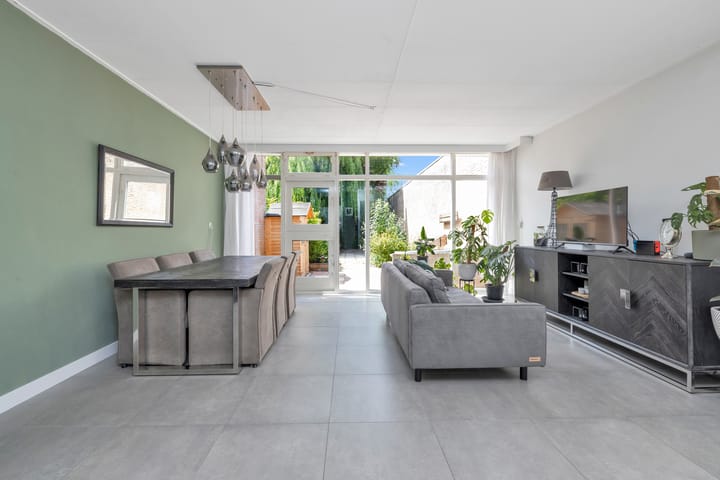 Foto 6 van Winkelwaard 422